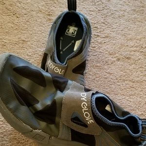 Body Glove water shoes